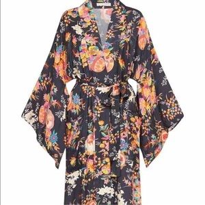 Spell and the gypsy Leo Kimono in charcoal